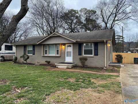 3004 Merry Oaks Drive, Huntsville, AL 35811