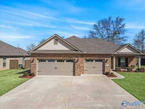 1704 Meadowbrook Parkway SE, Cullman, AL 35055