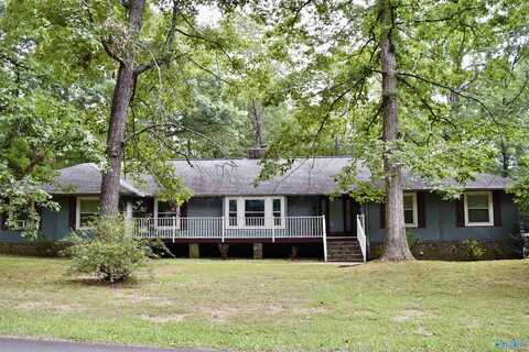 1944 Hickory Trail, Arab, AL 35016