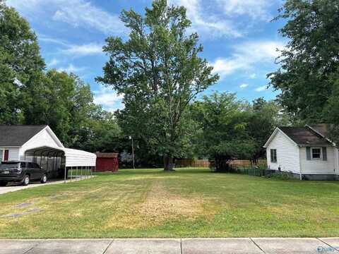 905 W Pryor Street, Athens, AL 35611