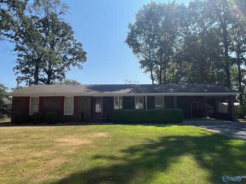 207 Montgomery Drive, Moulton, AL 35650