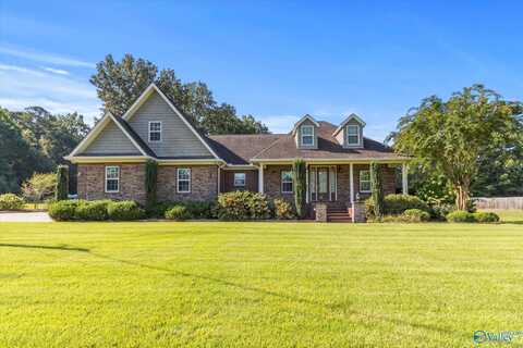 205 Cotton Road, Guntersville, AL 35976