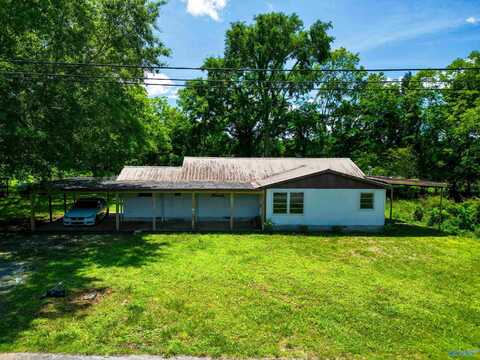 126 Hurt Street, Scottsboro, AL 35769