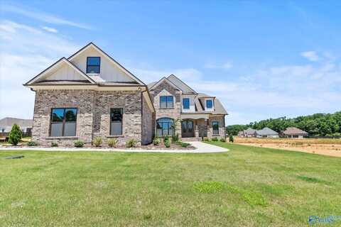 22692 Gunner Circle, Athens, AL 35613