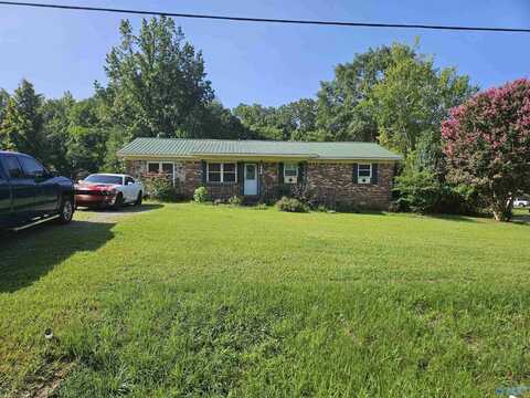 1608 Woodview Drive, Hartselle, AL 35640