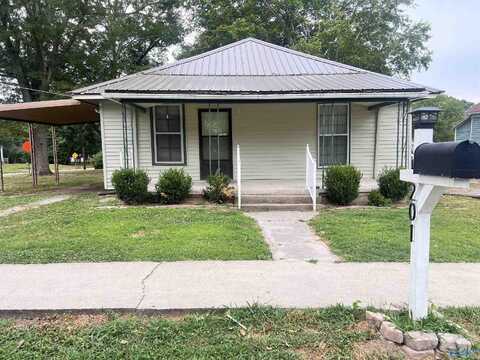 201 Sloss Street, Hartselle, AL 35640