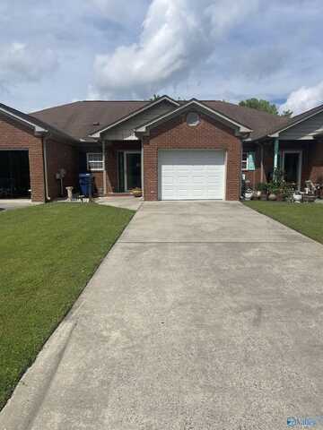 54 Sutton Place Circle, Albertville, AL 35950