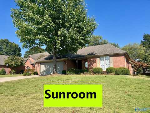 229 Woodcrest Drive, Florence, AL 35630