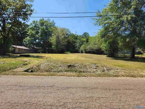 382 SW 6th Street, Hamilton, AL 35570