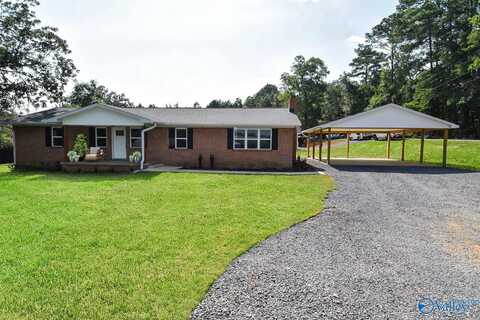 685 Willow Lake Road, Guntersville, AL 35976