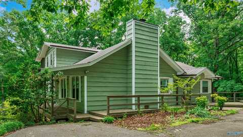 1300 Campground Circle, Scottsboro, AL 35769