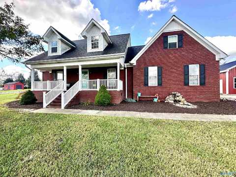 323 Creek Drive, Rainsville, AL 35986