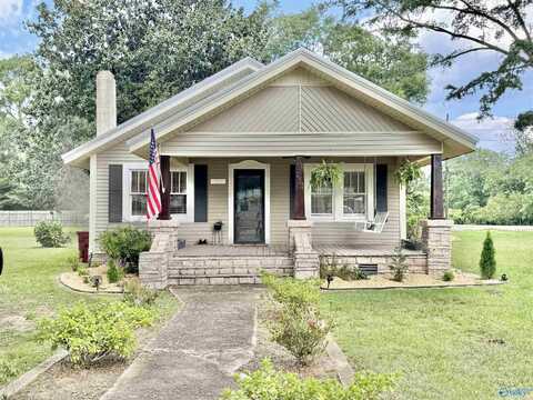 235 5th Avenue SE, Hamilton, AL 35570