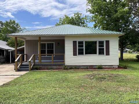 507 Mckee Street, Piedmont, AL 36272