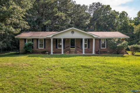 511 College Parkway, Glencoe, AL 35903