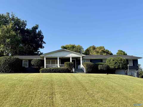 108 Gwindale Road, Gadsden, AL 35901