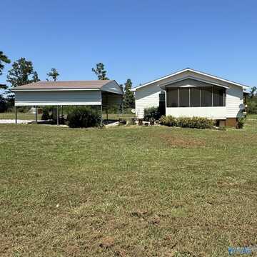 4520 Tom Cat Road, Gadsden, AL 35903