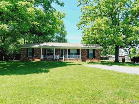 7611 Danville Road, Hartselle, AL 35640