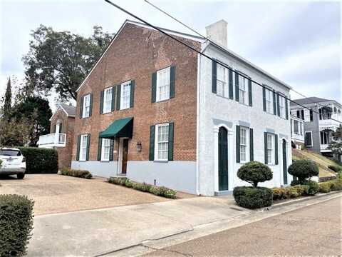 707 STATE STREET, Natchez, MS 39120