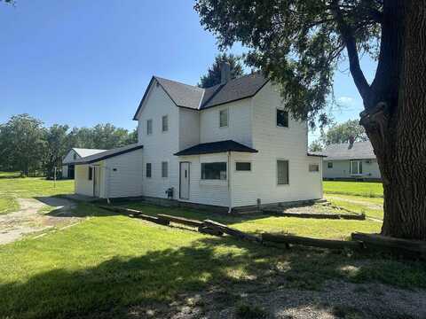 601 County Line Rd, Newman Grove, NE 68758