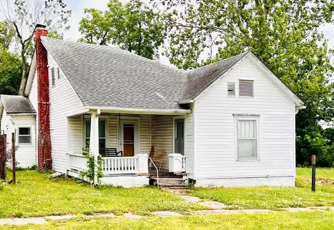 120 Macon Street, Brookfield, MO 64628