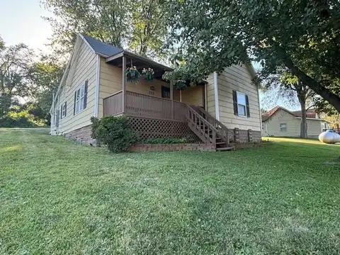 303 Rombauer Avenue, Novinger, MO 63559