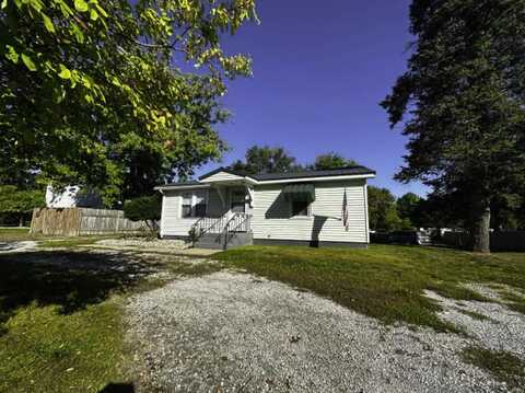 401 E 13th Street, Winamac, IN 46996