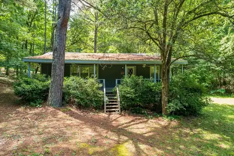 221 Fawn Drive, Oakland, MS 38948