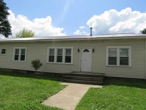 552 East Main Street, Canton, PA 17724