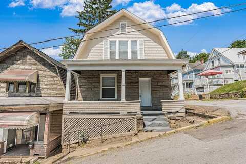 1112 Alexander Place, Fairmont, WV 26554