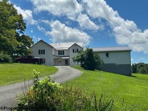 104 Catalba Way, Elkins, WV 26241