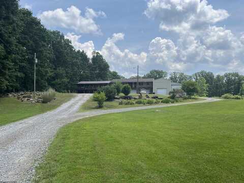 137 Morris Lane, Belington, WV 26250