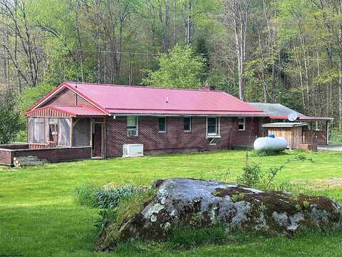 36 Apricot Drive, Rock Cave, WV 26234