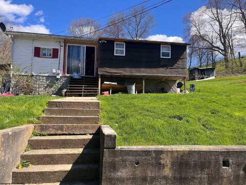 190 Bull Run Road, Masontown, WV 26542