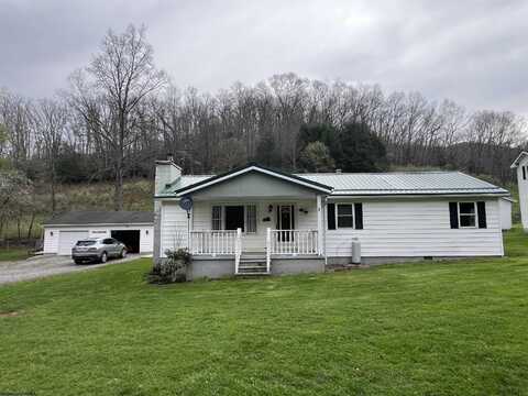 25417 Seneca Trail, Valley Head, WV 26295