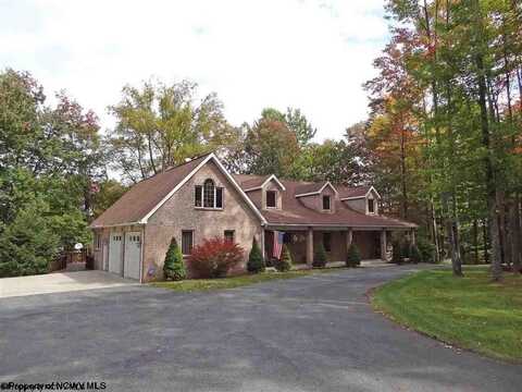 45 Silver Oak Lane, Belington, WV 26250