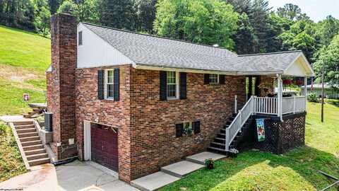 409 Statler Run Road, Fairview, WV 26570