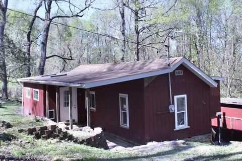 675 N Bunner Ridge Road, Fairmont, WV 26554