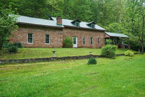 3658 Halls Run Road, Salem, WV 26426