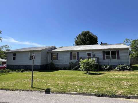 68 Pleasant Avenue, Elkins, WV 26241