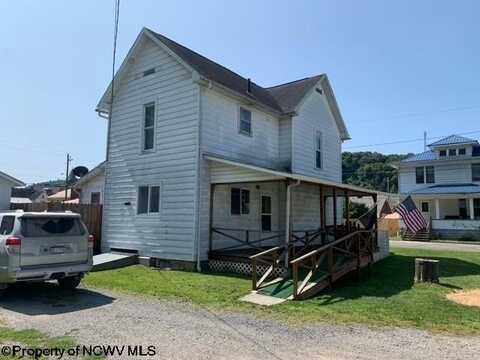 164 N High Street, Philippi, WV 26416