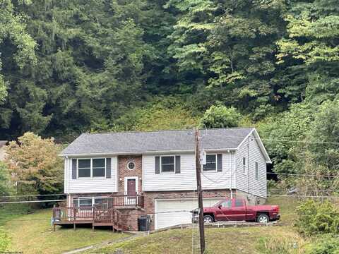 1914 Lake Floyd Circle, Salem, WV 26426