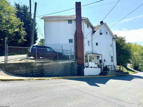 444 Dorsey Avenue, Morgantown, WV 26501