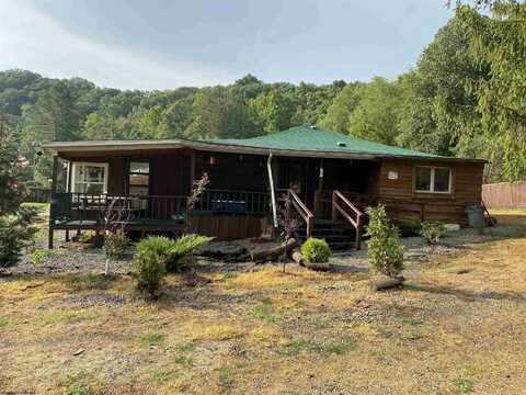 34 Old Crow Drive, Buckhannon, WV 26201