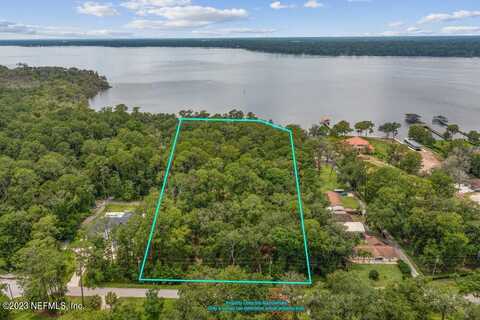 901 CREIGHTON Road, Fleming Island, FL 32003