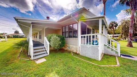 11 HOCKEY Drive, Welaka, FL 32193
