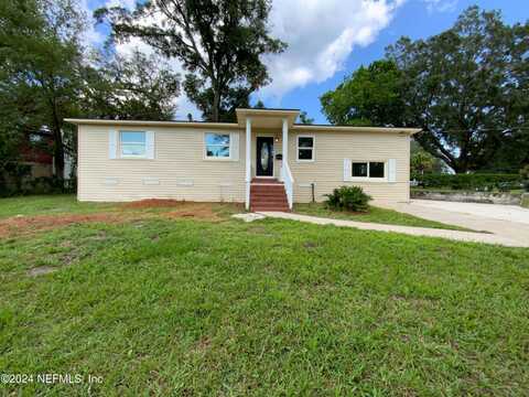 3445 EMERALD ISLE Circle W, Jacksonville, FL 32216