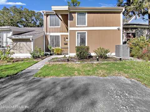 8712 COMO LAKE Drive, Jacksonville, FL 32256