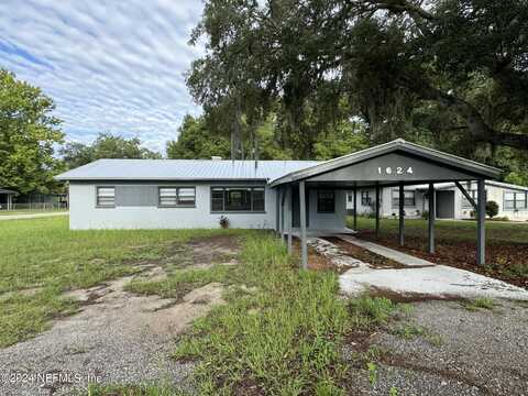 1624 ROSELLE Avenue, Palatka, FL 32177