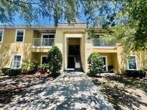 3620 KIRKPATRICK Circle, Jacksonville, FL 32210